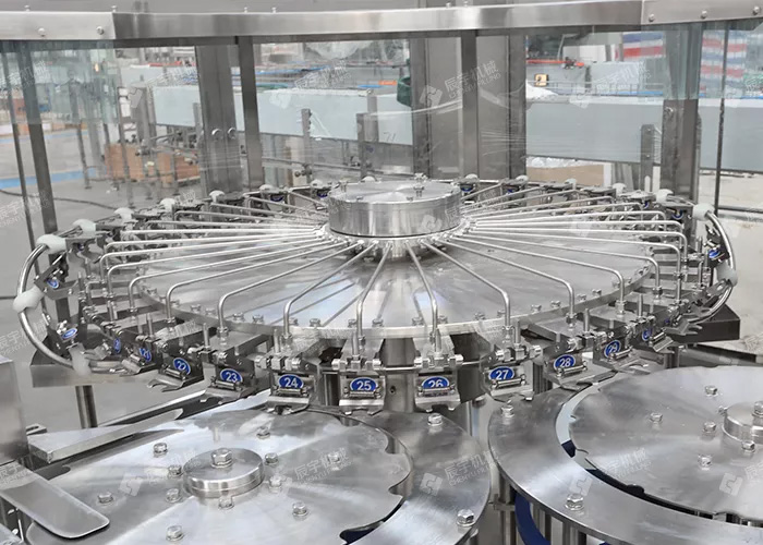 玻璃水灌装机 玻璃水灌装机